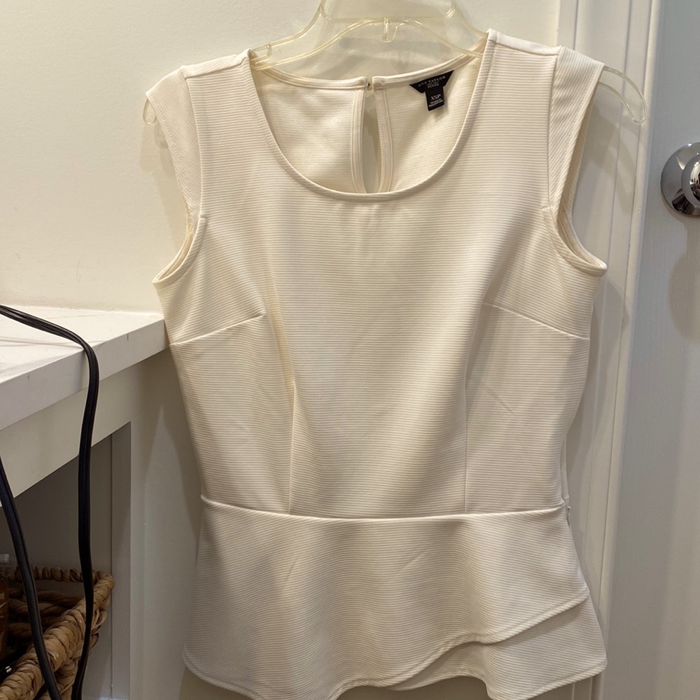 Ann Taylor creamy vanilla  top XS